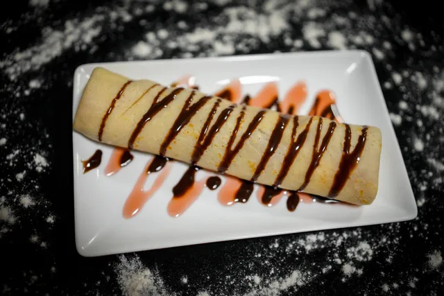 Óriáspalacsinta desszert